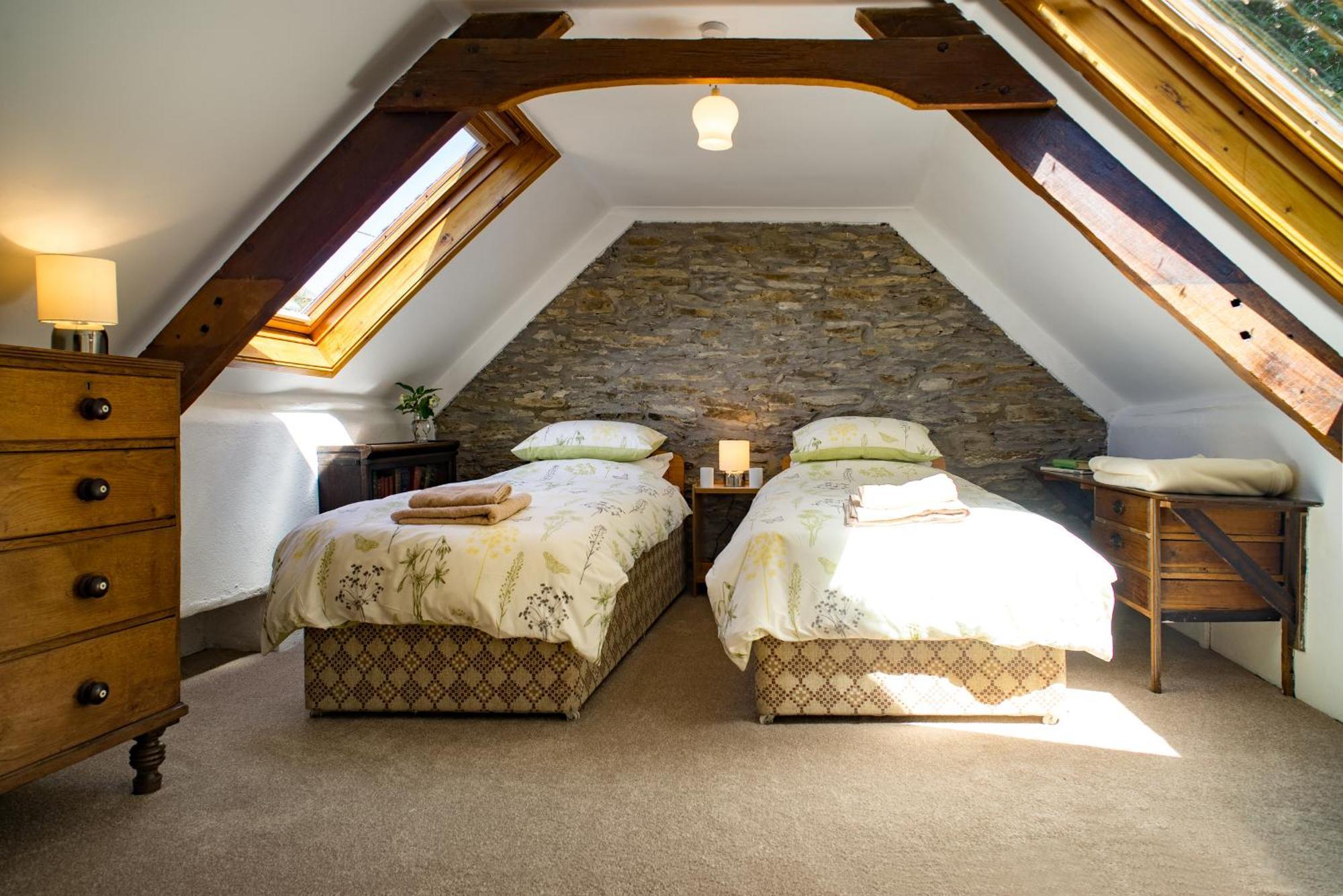 Garden Cottage Newcastle Emlyn Exteriör bild